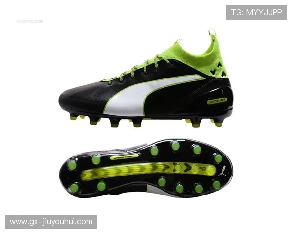 教练专用球鞋能否适合足球运动使用的详细分析