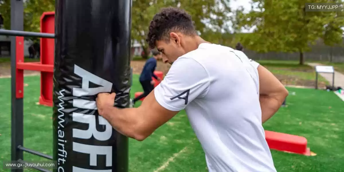 🎁限量周边，用热爱定义你的运动态度！